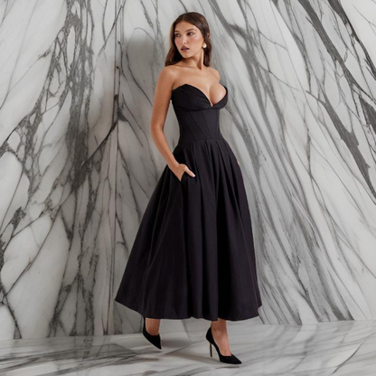 Mikaela™ | Midiklänning med off-shoulder korsett i svart