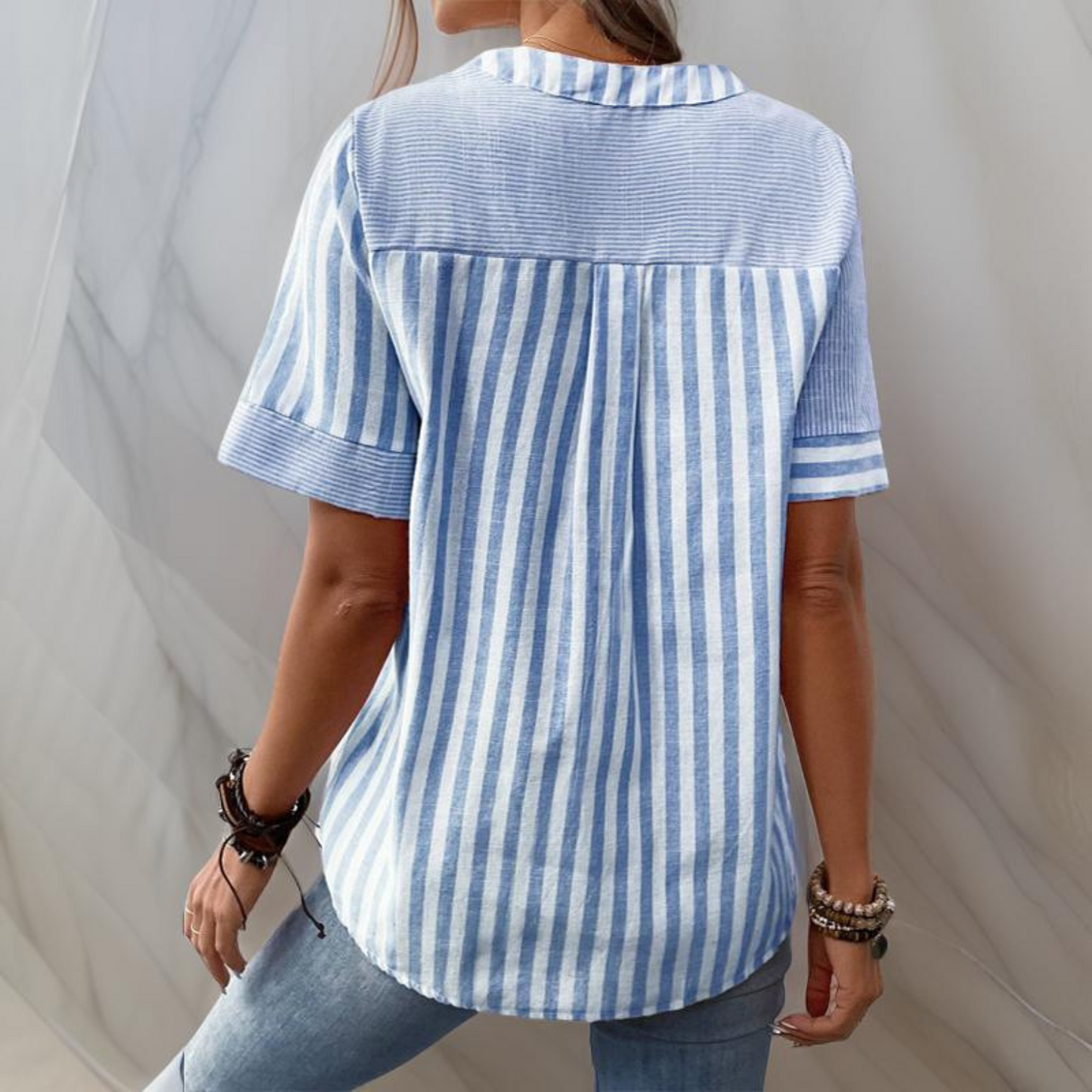 Ninna™ | Flödande och sofistikerad blus