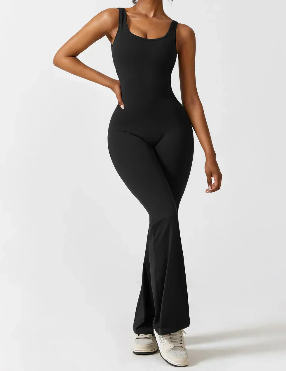 Elina™ | Jumpsuit med V-rygg