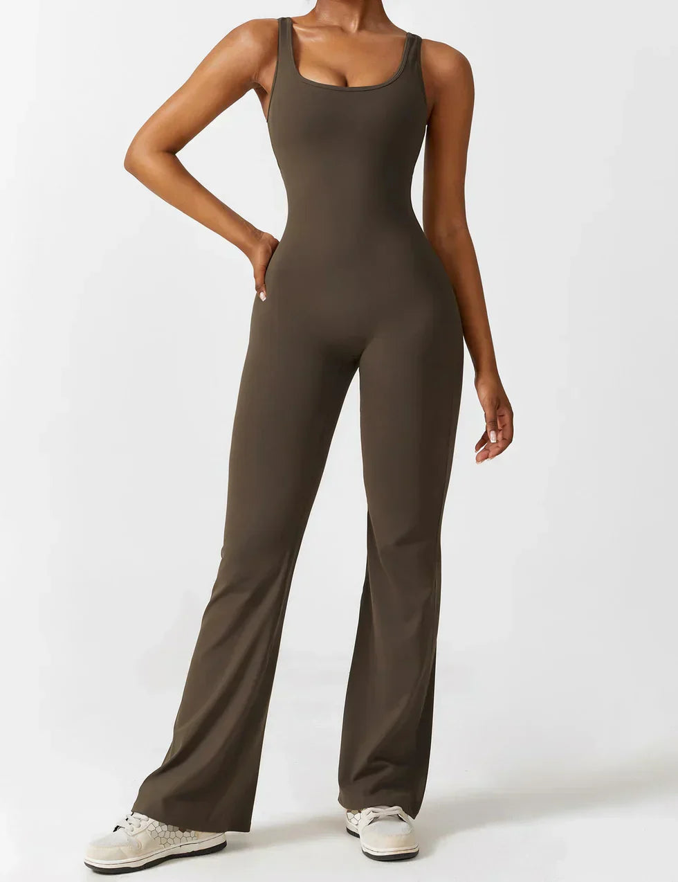 Elina™ | Jumpsuit med V-rygg