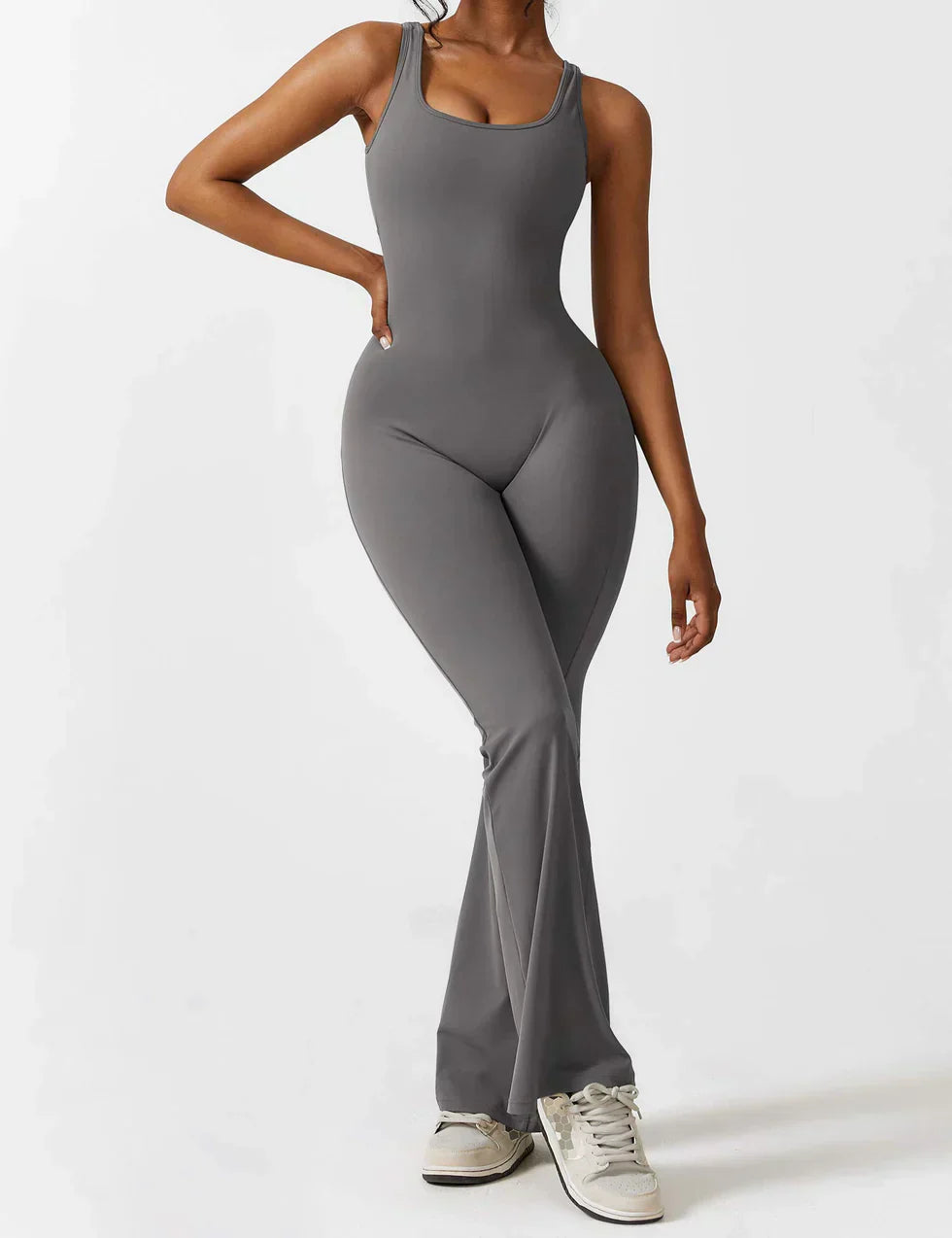 Elina™ | Jumpsuit med V-rygg