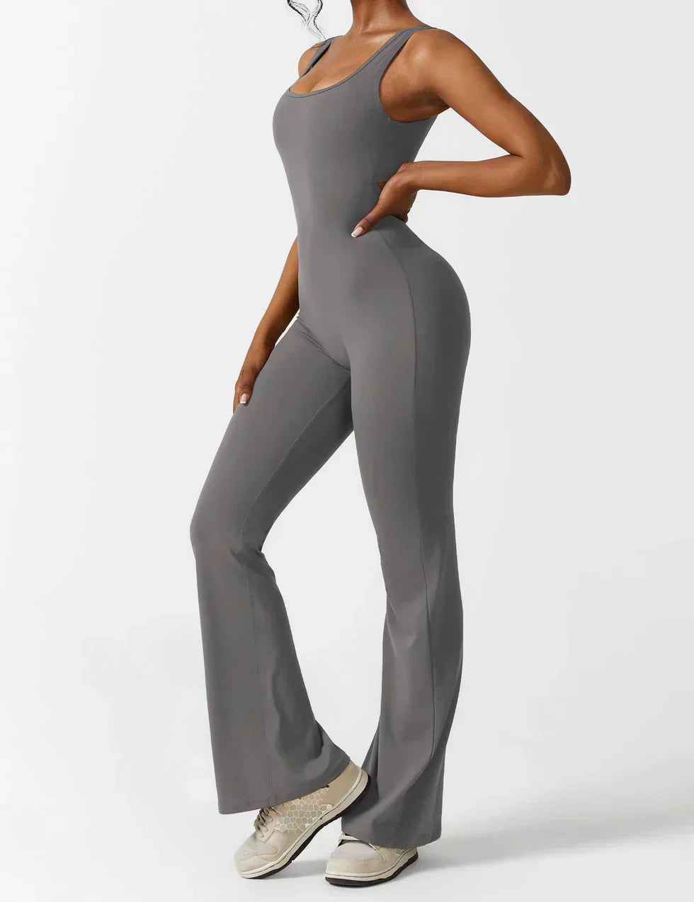 Elina™ | Jumpsuit med V-rygg